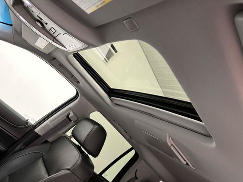 Used 2017 Chevrolet Tahoe Premier AWD/4WD image 7