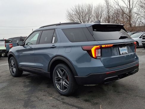New 2026 Ford Explorer ST-Line w/ ST-Line Street Pack image 3