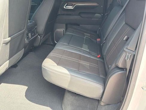 Used 2023 Chevrolet Silverado 1500 High Country w/ Technology Package RWD image 20