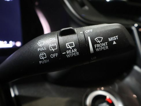 Used 2023 Jeep Grand Cherokee Altitude image 42