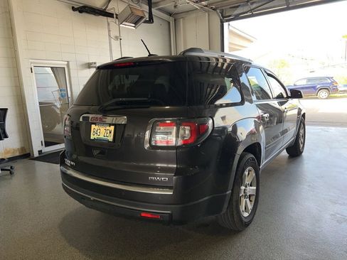 Used 2016 GMC Acadia SLE image 3