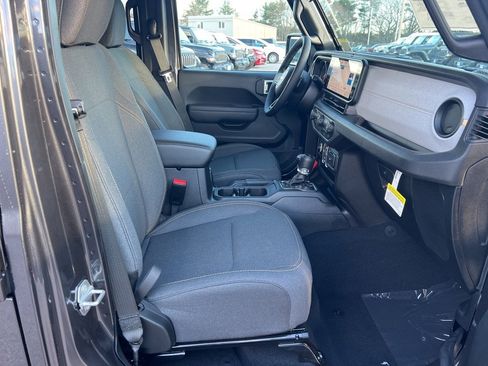 New 2026 Jeep Gladiator Sport image 11