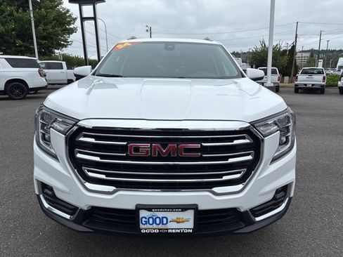 Used 2024 GMC Terrain SLT AWD/4WD image 8