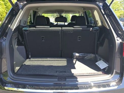 Used 2026 Volkswagen Atlas SE AWD/4WD image 12