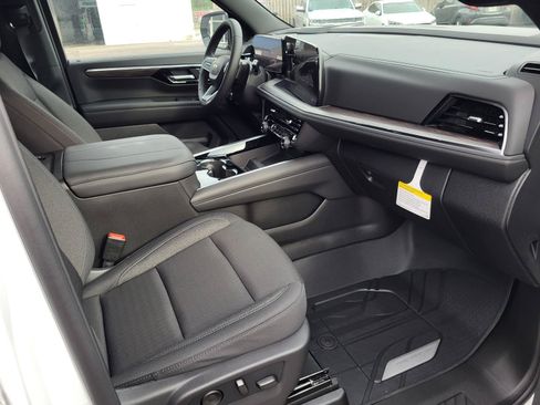 New 2026 Chevrolet Tahoe LS RWD image 9