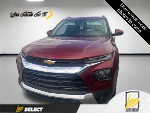 Used 2022 Chevrolet TrailBlazer LT image 1