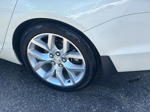 Used 2014 Chevrolet Impala LTZ FWD image 9