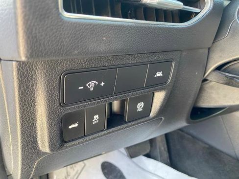 Used 2023 Hyundai Sonata Limited image 15