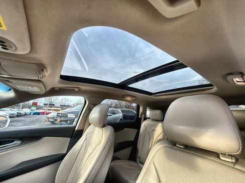 Used 2018 Lincoln MKX Reserve w/ Driver Assistance Package image 16