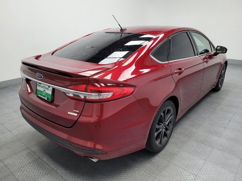 Used 2018 Ford Fusion SE w/ Equipment Group 201A FWD image 9
