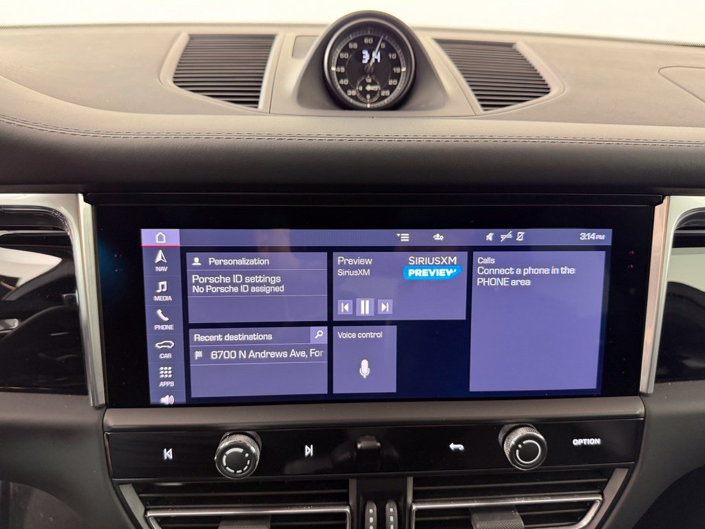 Certified 2025 Porsche Macan S AWD/4WD image 35