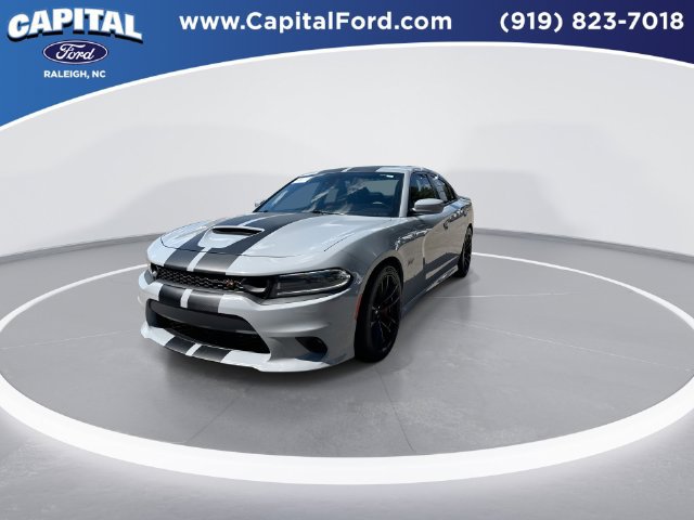 Used 2022 Dodge Charger Scat Pack w/ Dynamics Package RWD image 4