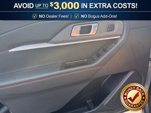 Used 2025 Ford Explorer ST-Line w/ Premium Package RWD image 16
