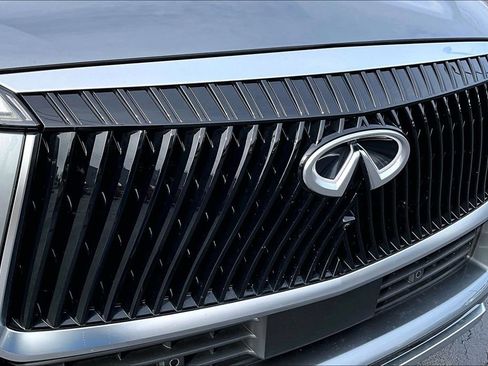 Used 2025 INFINITI QX80 Sensory image 29