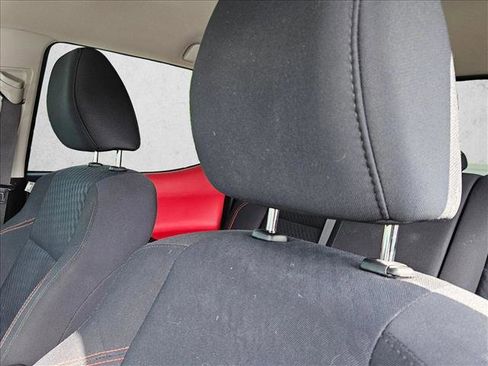 Used 2021 Toyota Tacoma SR5 RWD image 12