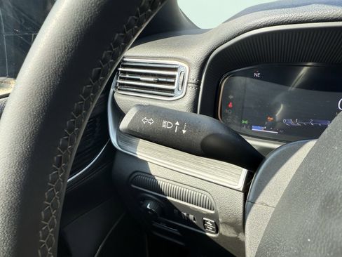 Used 2024 Jeep Wagoneer Series II w/ Flexible Seating Group image 87