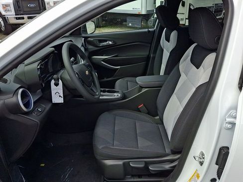 New 2026 Chevrolet Trax LS image 6