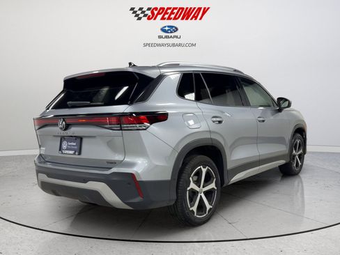 Certified 2025 Volkswagen Tiguan SE AWD/4WD image 6