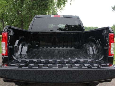 Used 2023 RAM 1500 Big Horn AWD/4WD image 22