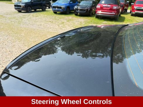 Used 2025 BMW 740i xDrive AWD/4WD image 18