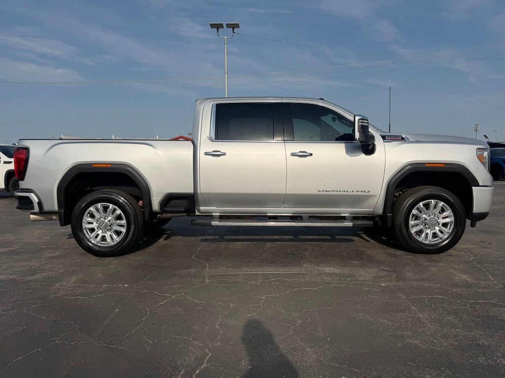 Used 2023 GMC Sierra 3500 Denali w/ Denali Ultimate Package AWD/4WD image 19
