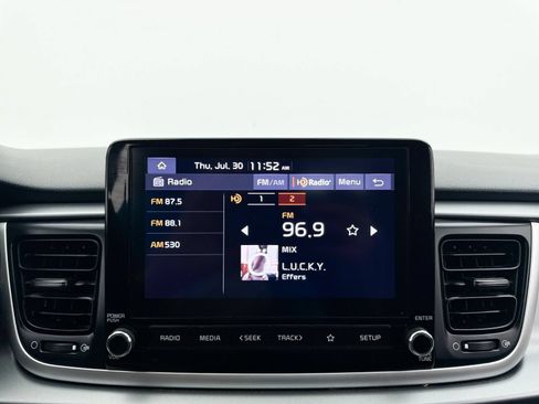 Used 2023 Kia Rio LX FWD image 4