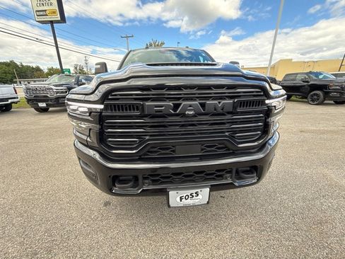 New 2026 RAM 2500 Laramie w/ Night Edition AWD/4WD image 8