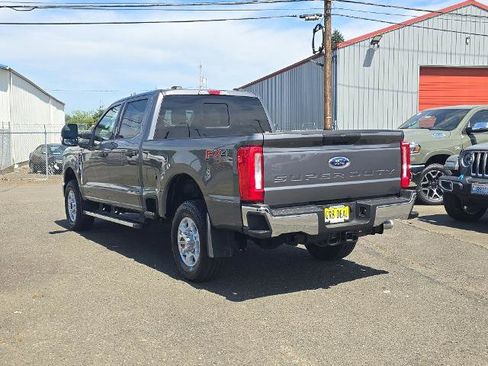 Certified 2025 Ford F250 XLT AWD/4WD image 4