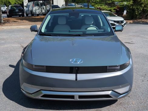 Used 2024 Hyundai Ioniq 5 Limited image 2