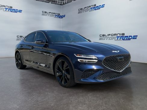 Used 2023 Genesis G70 2.0T w/ Sport Prestige Package RWD image 3