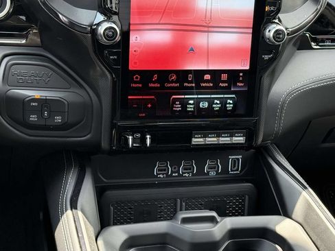 New 2026 RAM 2500 Limited AWD/4WD image 20