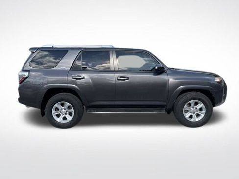 Used 2017 Toyota 4Runner SR5 RWD image 6