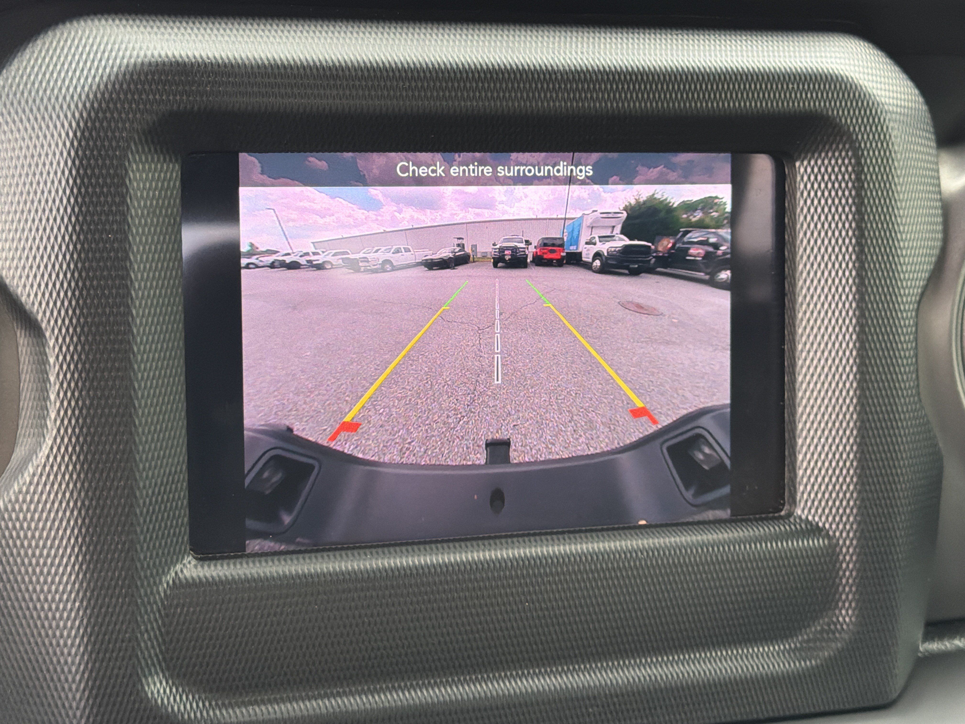 Used 2023 Jeep Gladiator Sport AWD/4WD image 34
