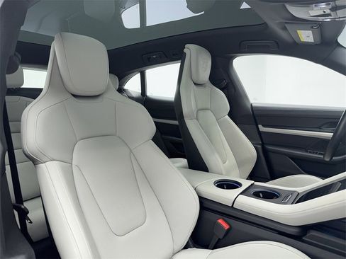 Used 2023 Porsche Taycan 4S image 46