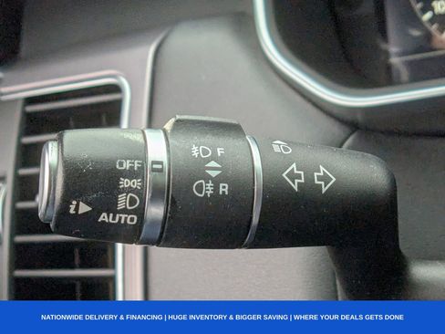 Used 2018 Land Rover Range Rover Sport HSE image 36