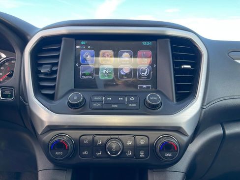 Used 2019 GMC Acadia SLT image 9