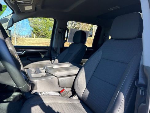 Used 2024 Chevrolet Silverado 2500 LT w/ Safety Package image 24