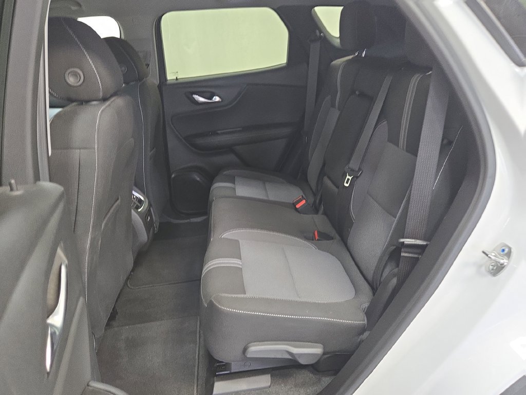Used 2024 Chevrolet Blazer LT w/ Convenience Package FWD image 21