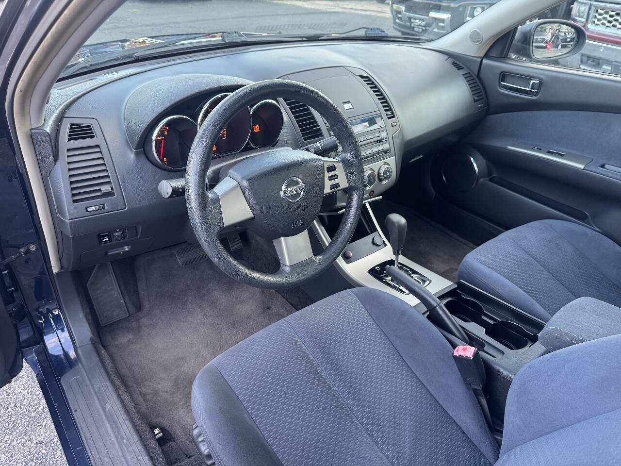 Used 2005 Nissan Altima 2.5 S w/ (S02) Side Airbags Pkg FWD image 17