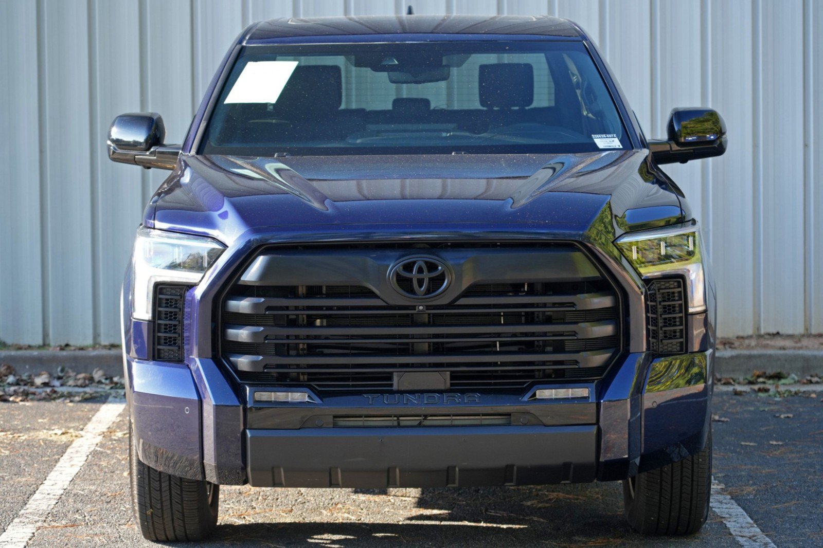 Used 2025 Toyota Tundra Limited AWD/4WD image 51