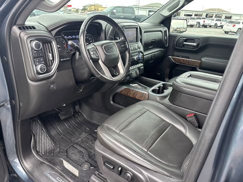 Used 2019 GMC Sierra 1500 Denali w/ Denali Ultimate Package image 9