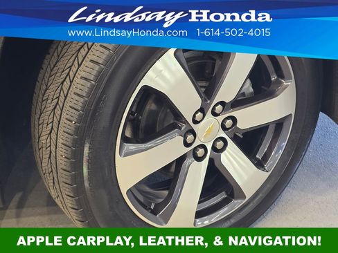 Used 2023 Chevrolet Traverse LT w/ LT Premium Package FWD image 25