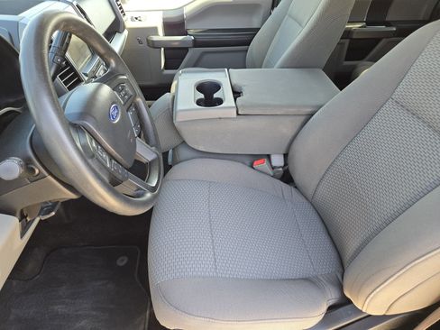 Used 2019 Ford F150 XLT image 12