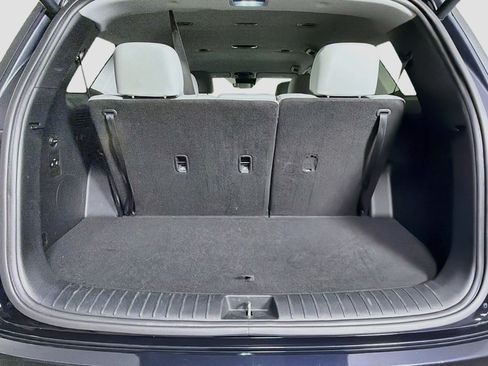 Used 2025 Hyundai Palisade SEL FWD image 29
