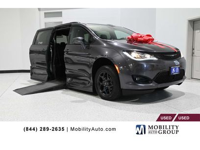 Used 2019 Chrysler Pacifica Touring-L Plus w/ Advanced Safetytec Group