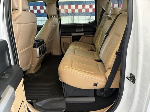 Used 2020 Ford F250 Lariat w/ Lariat Value Package AWD/4WD image 12