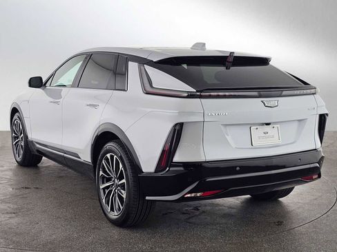 New 2026 Cadillac Lyriq Sport RWD image 5