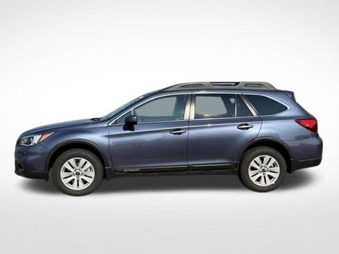Used 2017 Subaru Outback 2.5i Premium AWD/4WD image 5