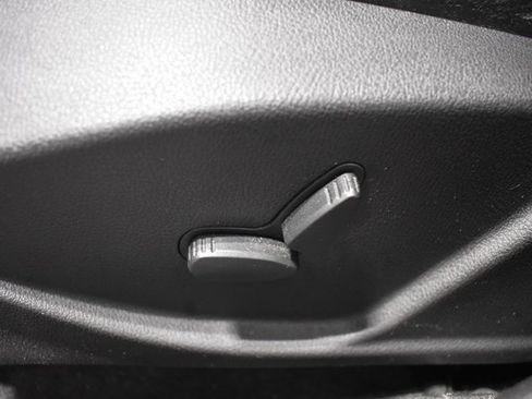 Used 2013 Ford Focus Titanium image 17