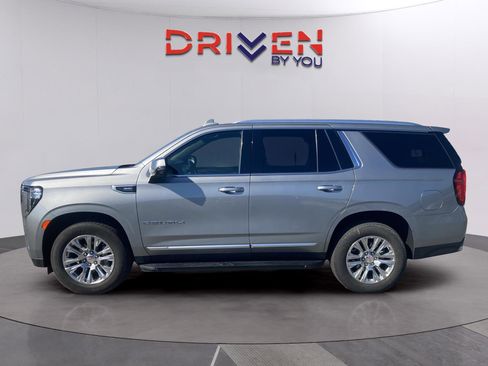 Used 2023 GMC Yukon Denali image 2